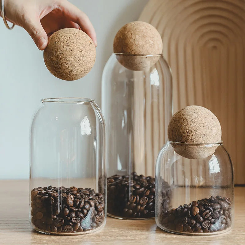 Wholesale Home and Kitchen Borosilicate Glass Storage Containers 4 Piece Suit Glass Spice Storage Jar Set With Cork Lid Ball