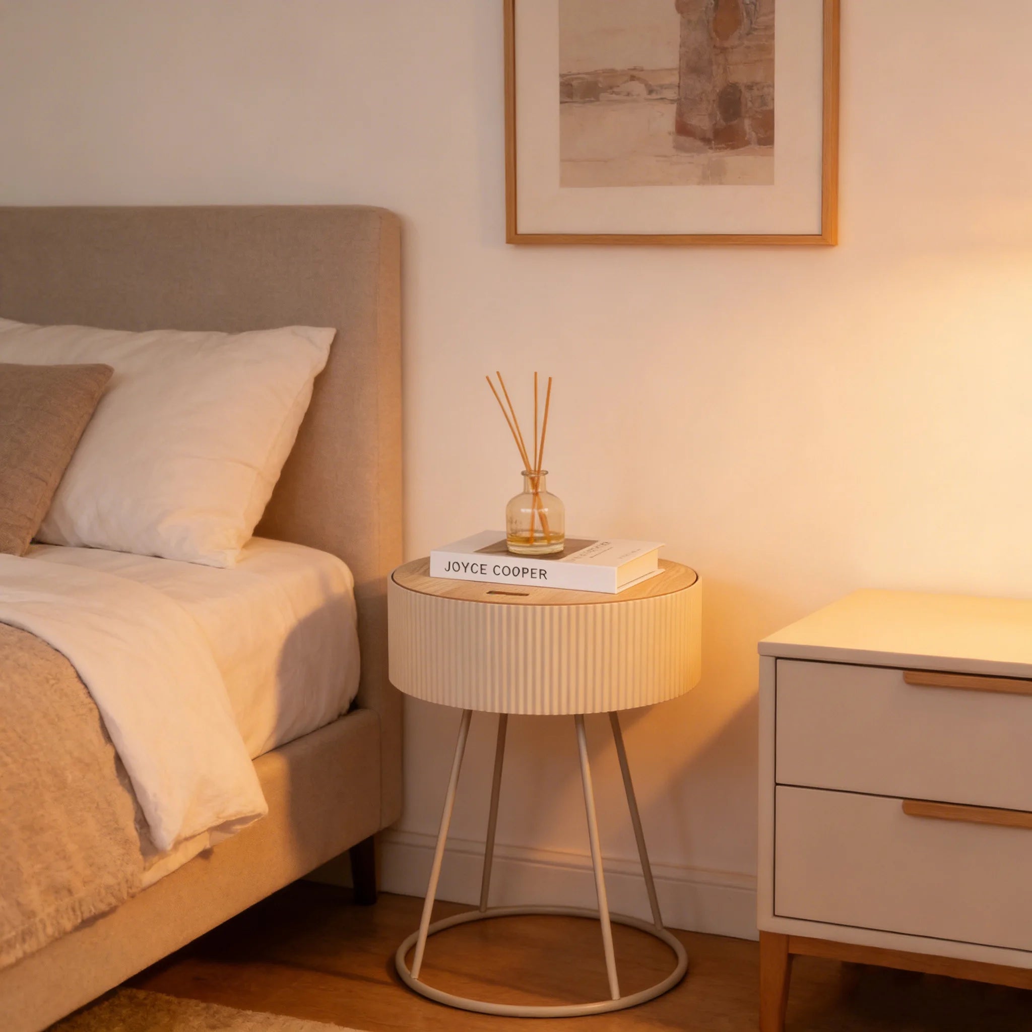 Small Round Bedside Table with Removable Storage Tray & Solid Robust Ring-shaped Metal Base Side Table for Bedroom, Living Room