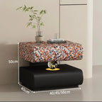 IItalian-style Light Luxury Bedside Table with Lamp, Suitable for Bedrooms and Home Furnishings, Creative Bedside Storage